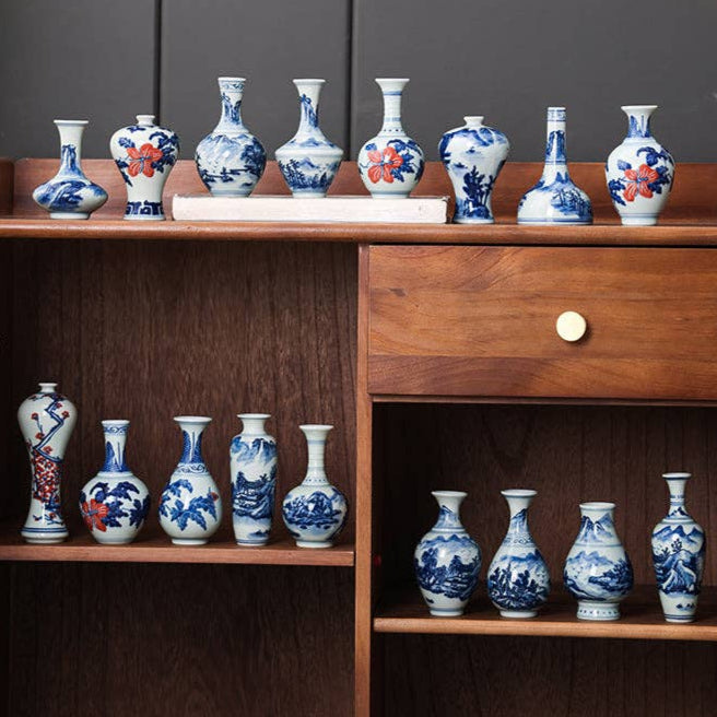 Hand-painted Blue and White Porcelain Vase