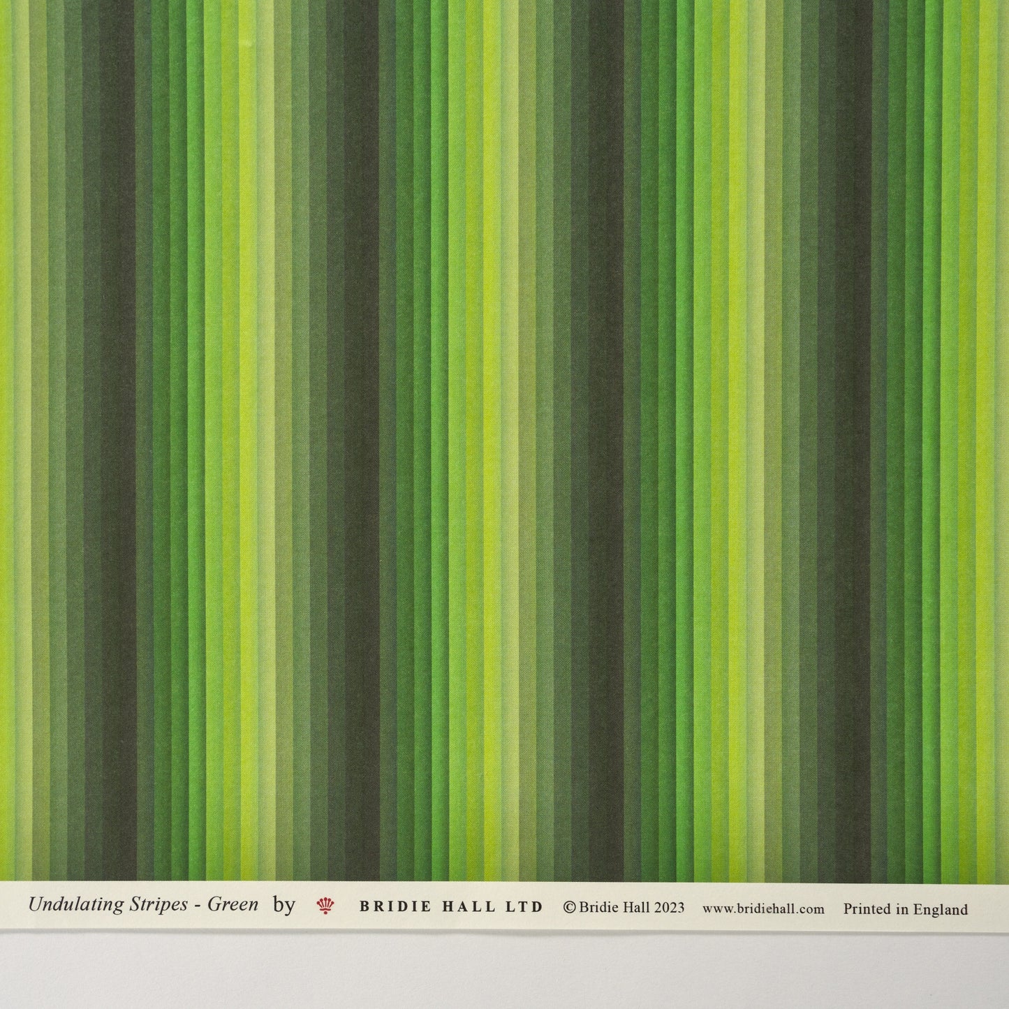 Undulating Stripes - 5 Sheets Of Green Paper