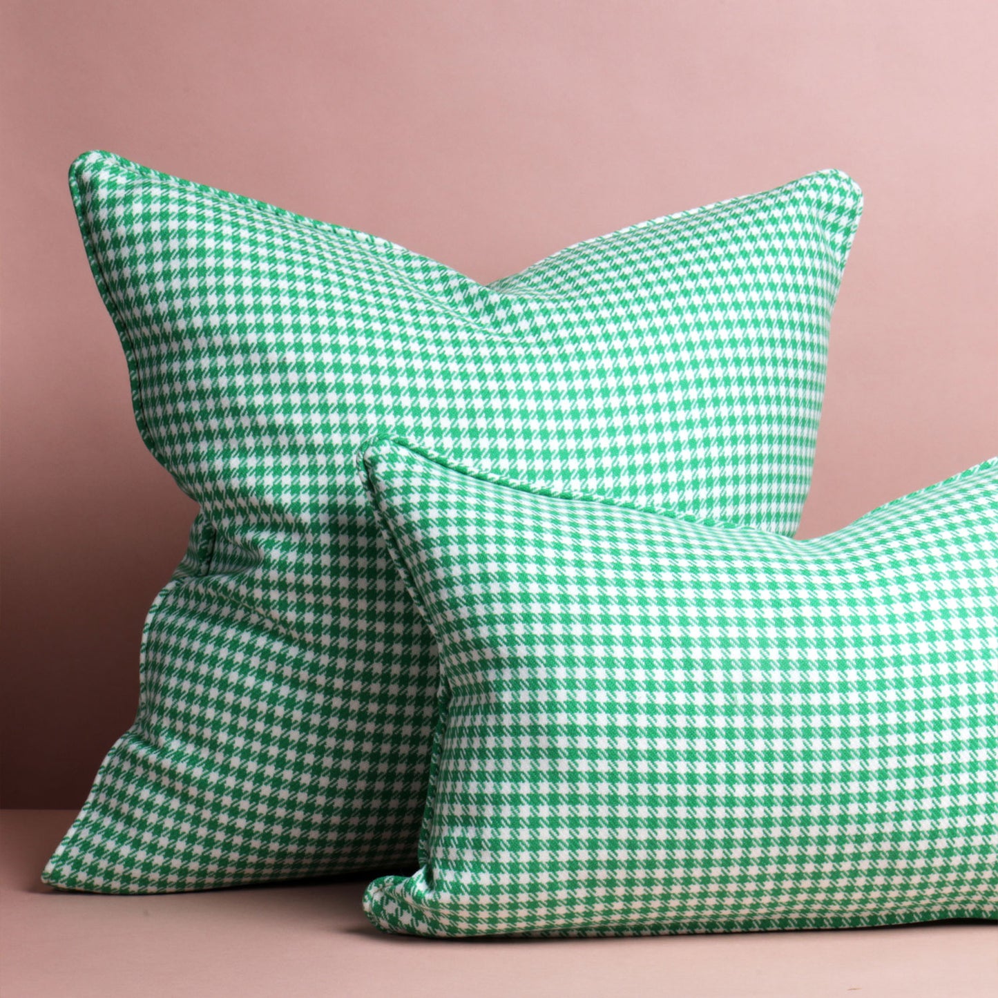 Large Houndstooth Lambswool Cushion - Green