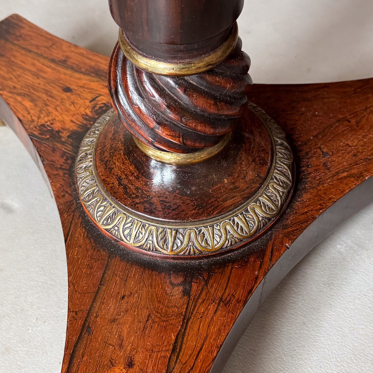 A Regency Gonçalo Alves Pedestal Table