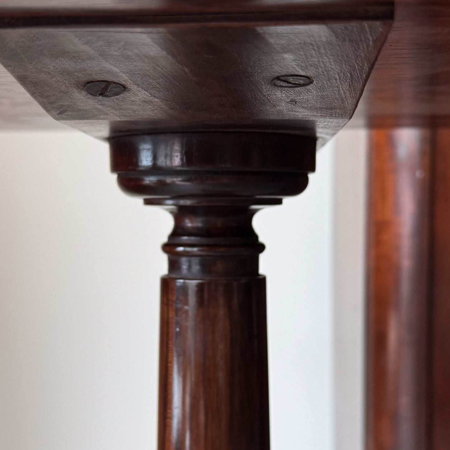 A Regency Gonçalo Alves Pedestal Table