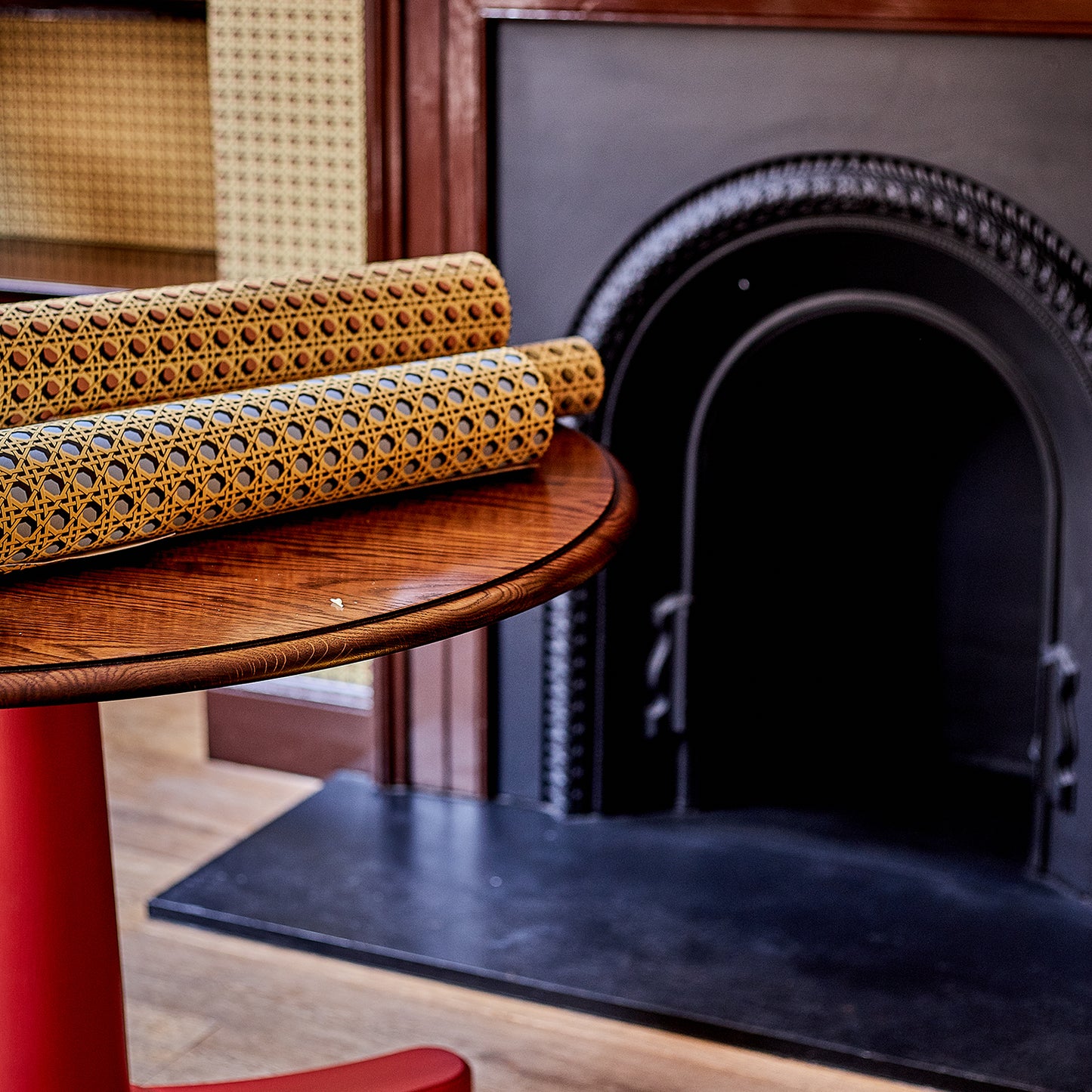 Regency Caning Wallpaper - Pink