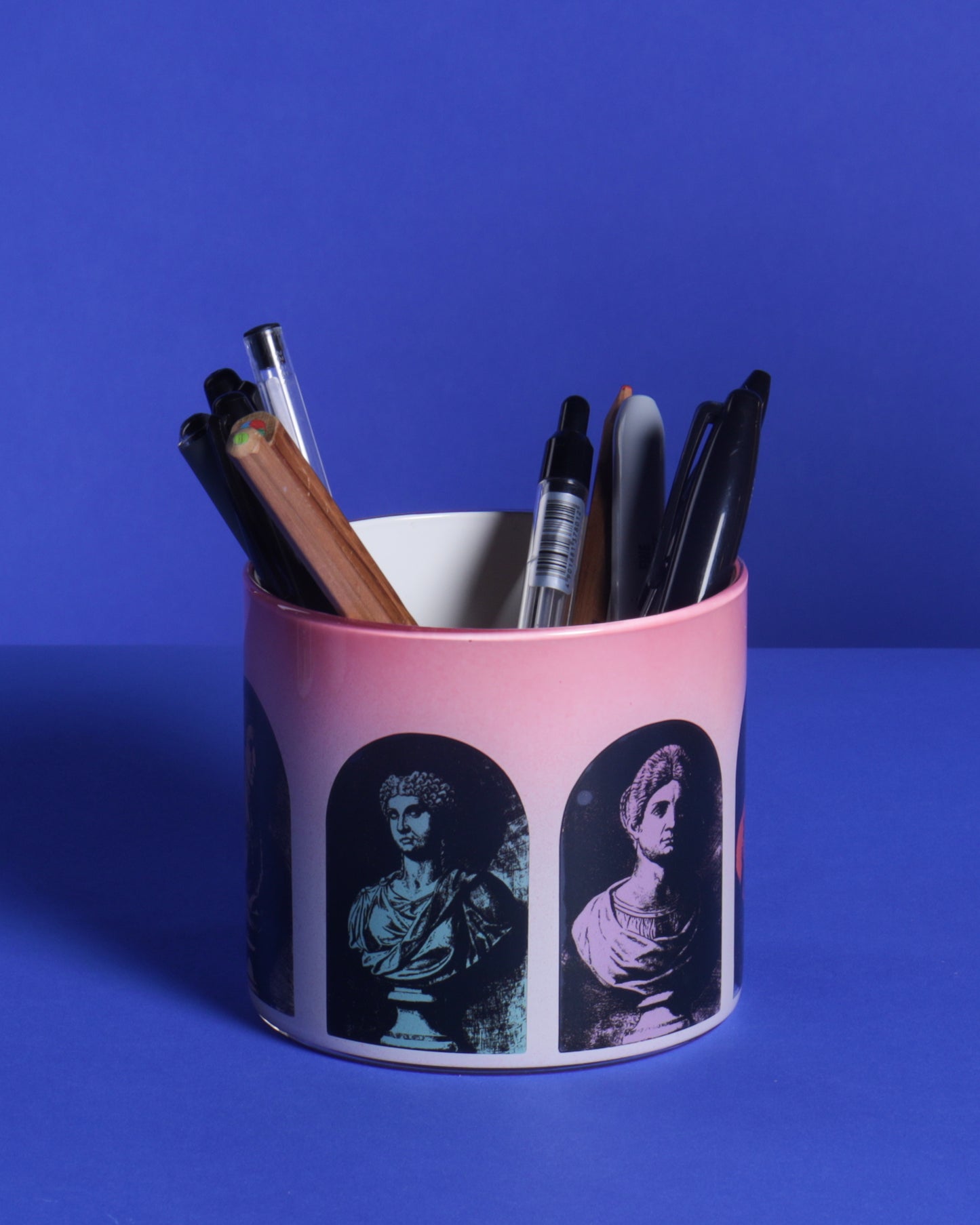 Classical Alcove Brush Pot - Red