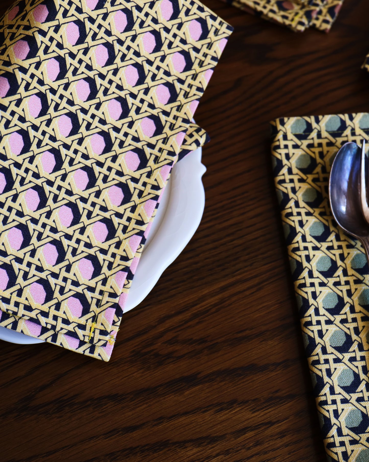 Regency Caning Napkin - Pink