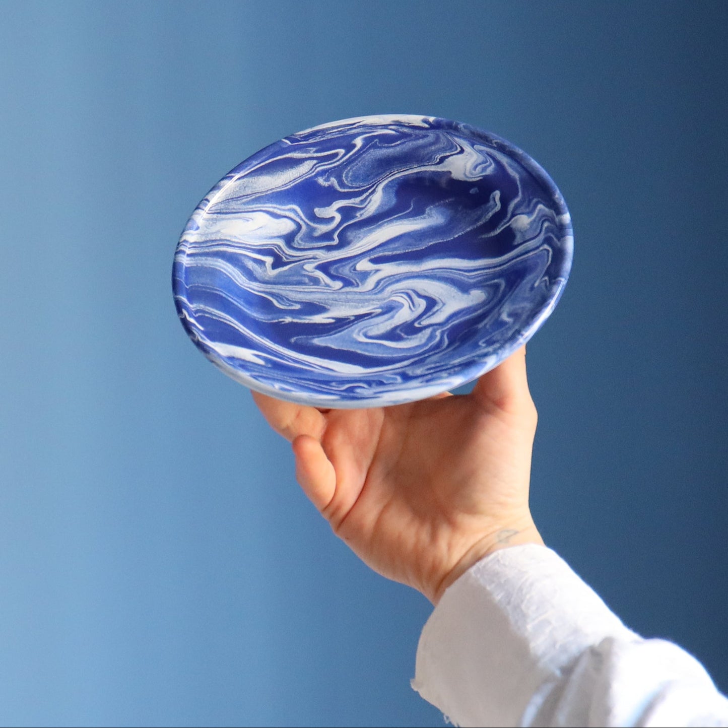 Hand Marbled 16 Piece Enamelware Dining Set - Blue