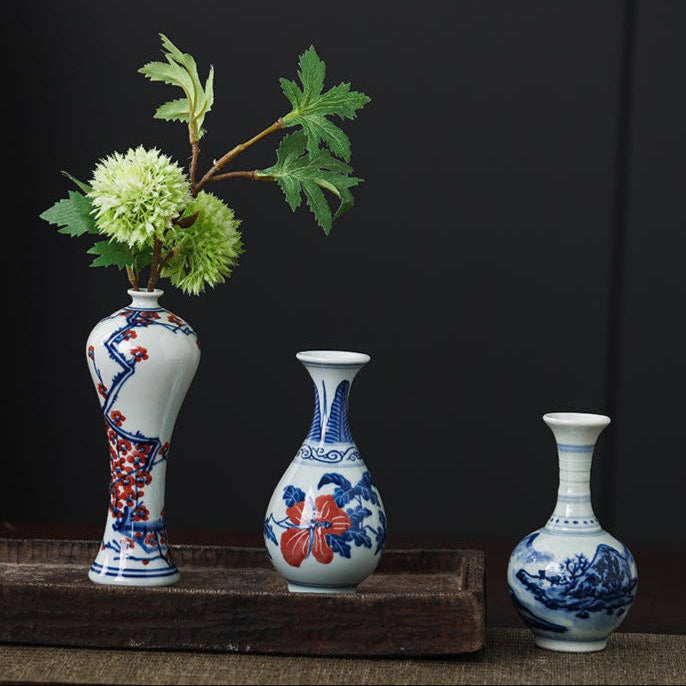 Hand-painted Blue and White Porcelain Vase