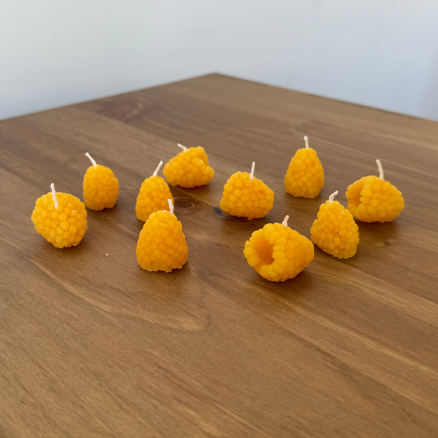 Golden Raspberry Birthday Candles - 10