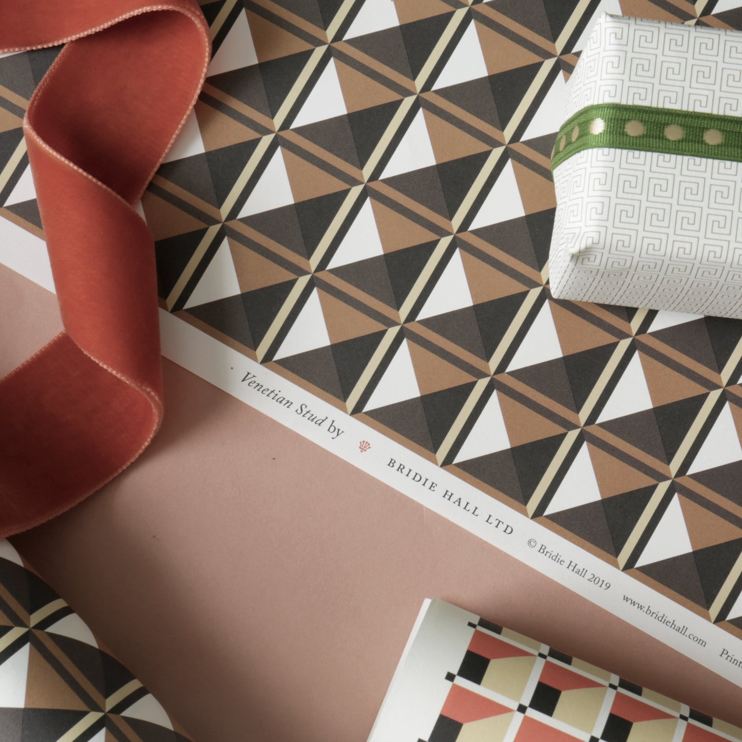 DISCONTINUED: Greek Key - 5 Sheets Of Paper