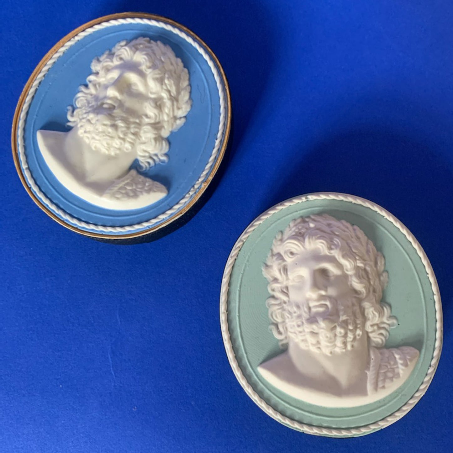 Intaglio Paperweight - Eros