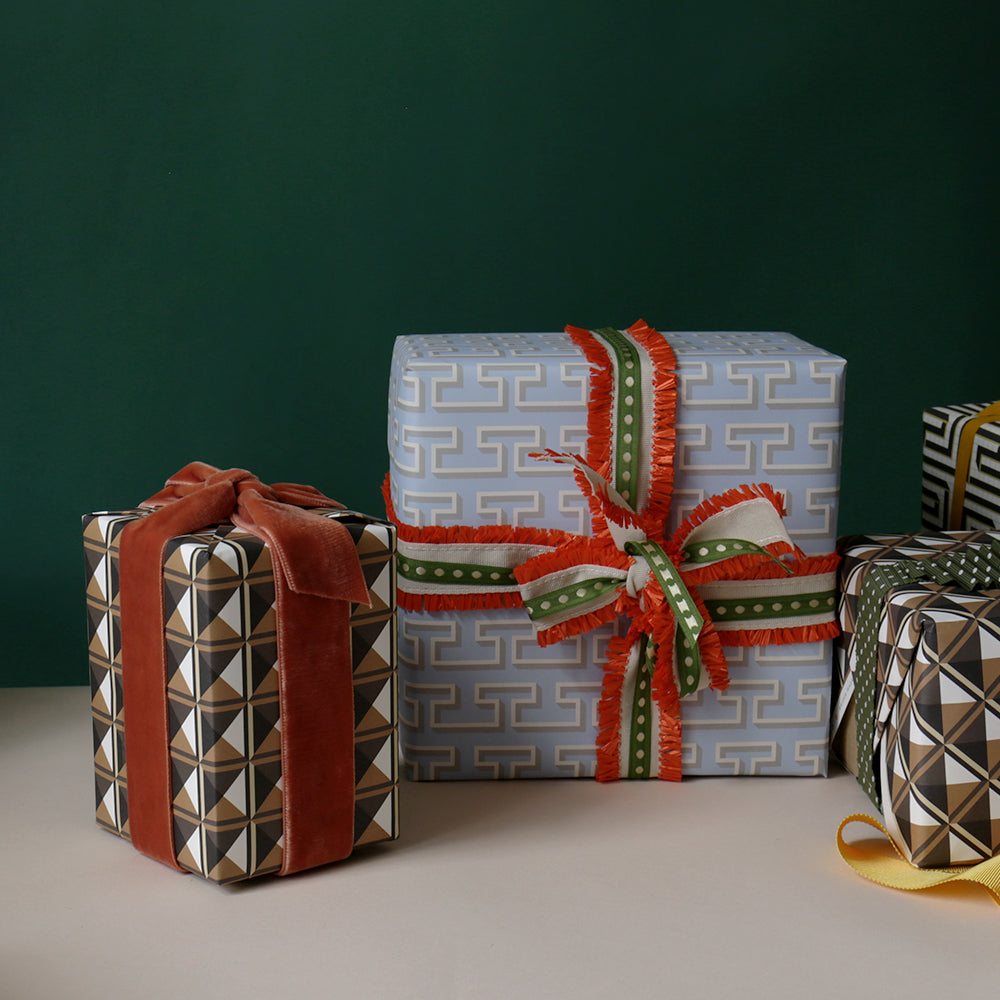 Attic Hammer Frieze - 5 Sheets Of Paper