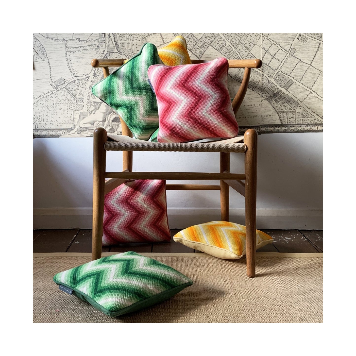 Zig-Zag Cushion - Green